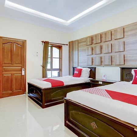 Oyo 1762 Hotel Astiti Graha Tanah Lot Exteriör bild