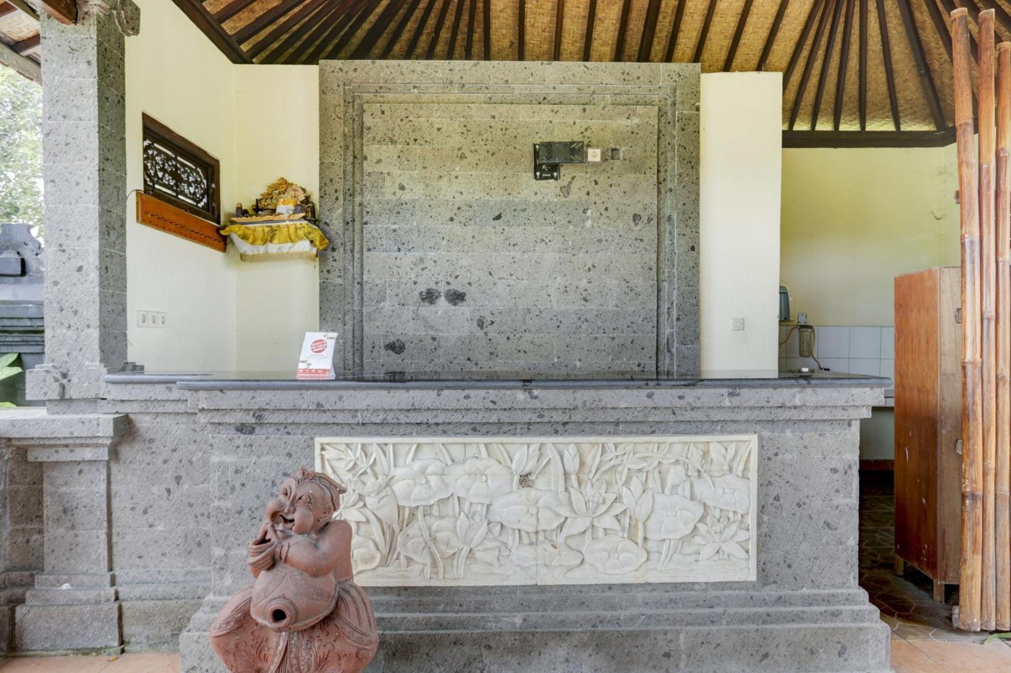 Oyo 1762 Hotel Astiti Graha Tanah Lot Exteriör bild