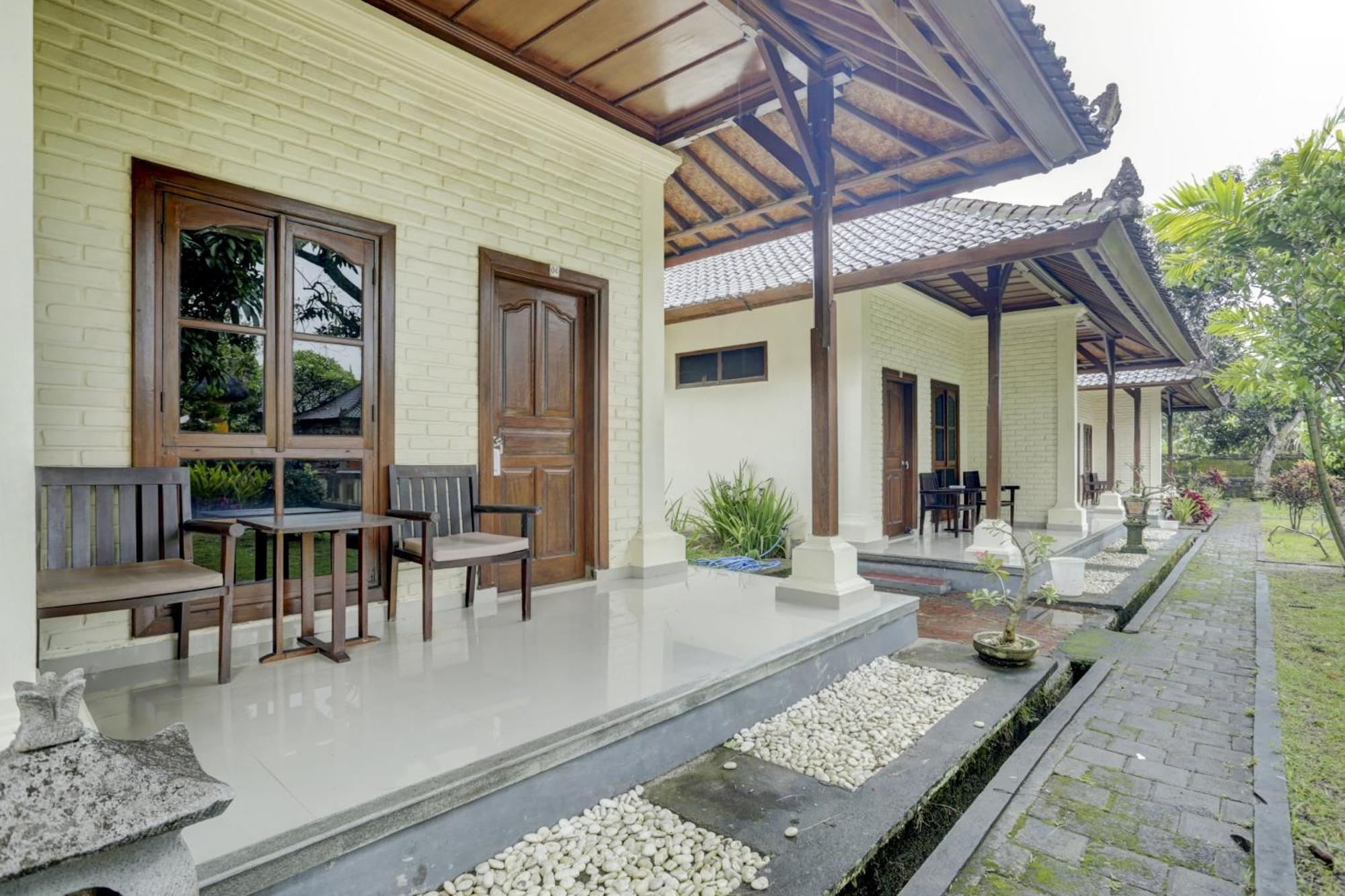 Oyo 1762 Hotel Astiti Graha Tanah Lot Exteriör bild