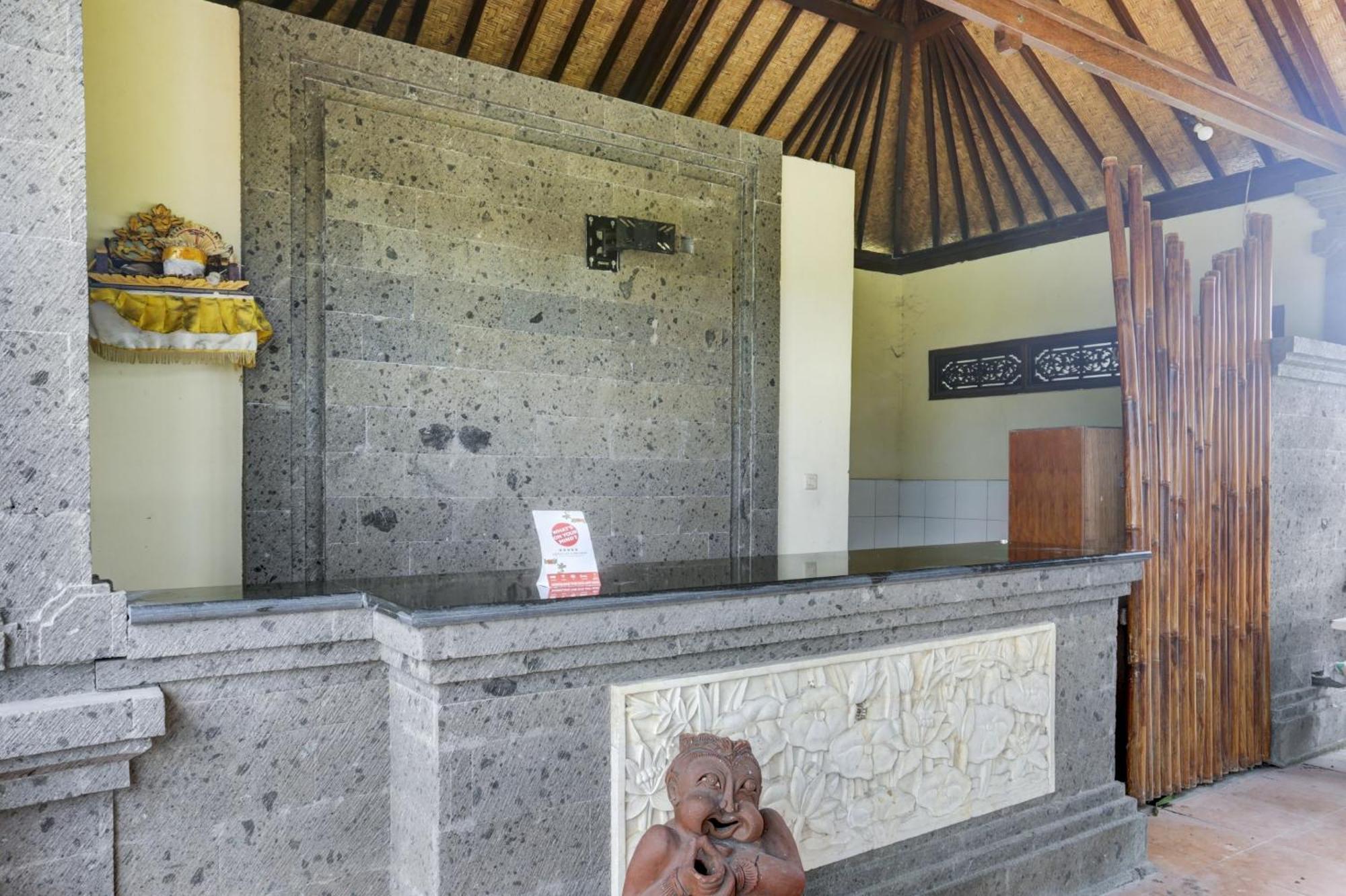 Oyo 1762 Hotel Astiti Graha Tanah Lot Exteriör bild